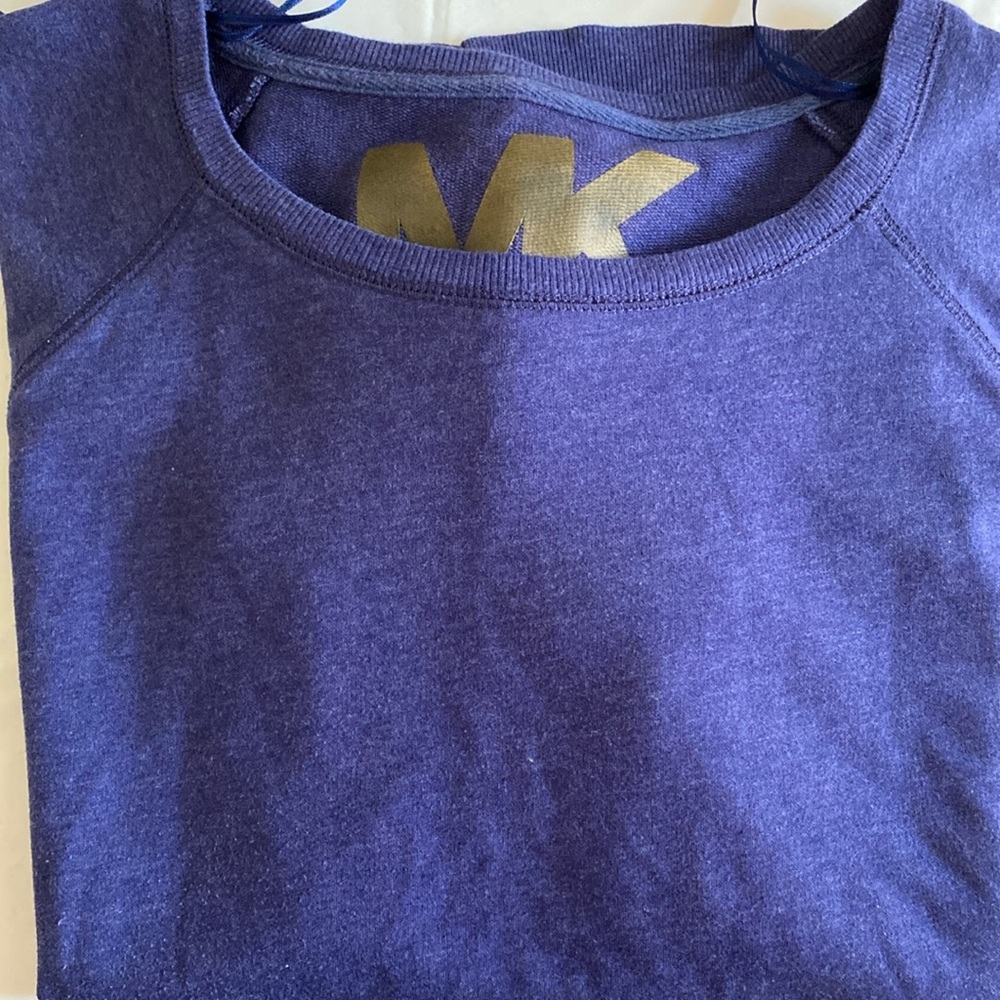 Casual ladies‎ shirt